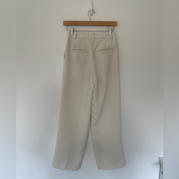 Aritzia Wilfred The Effortless Pant in Light Birch, Size 2 - Picture 5 of 6